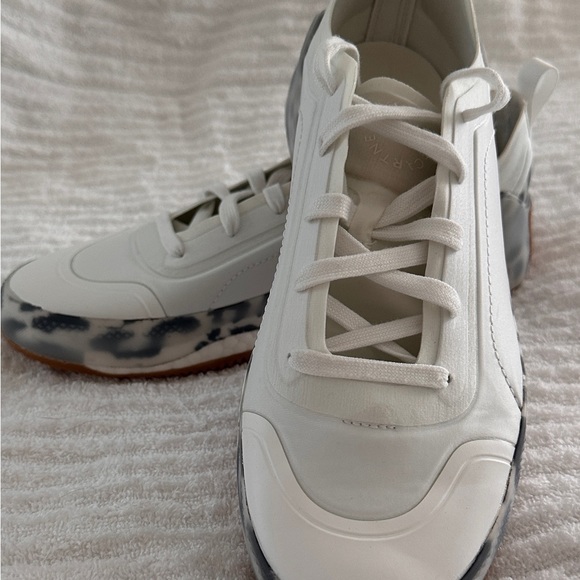 Adidas Stella McCartney Sneakers - Picture 3 of 8